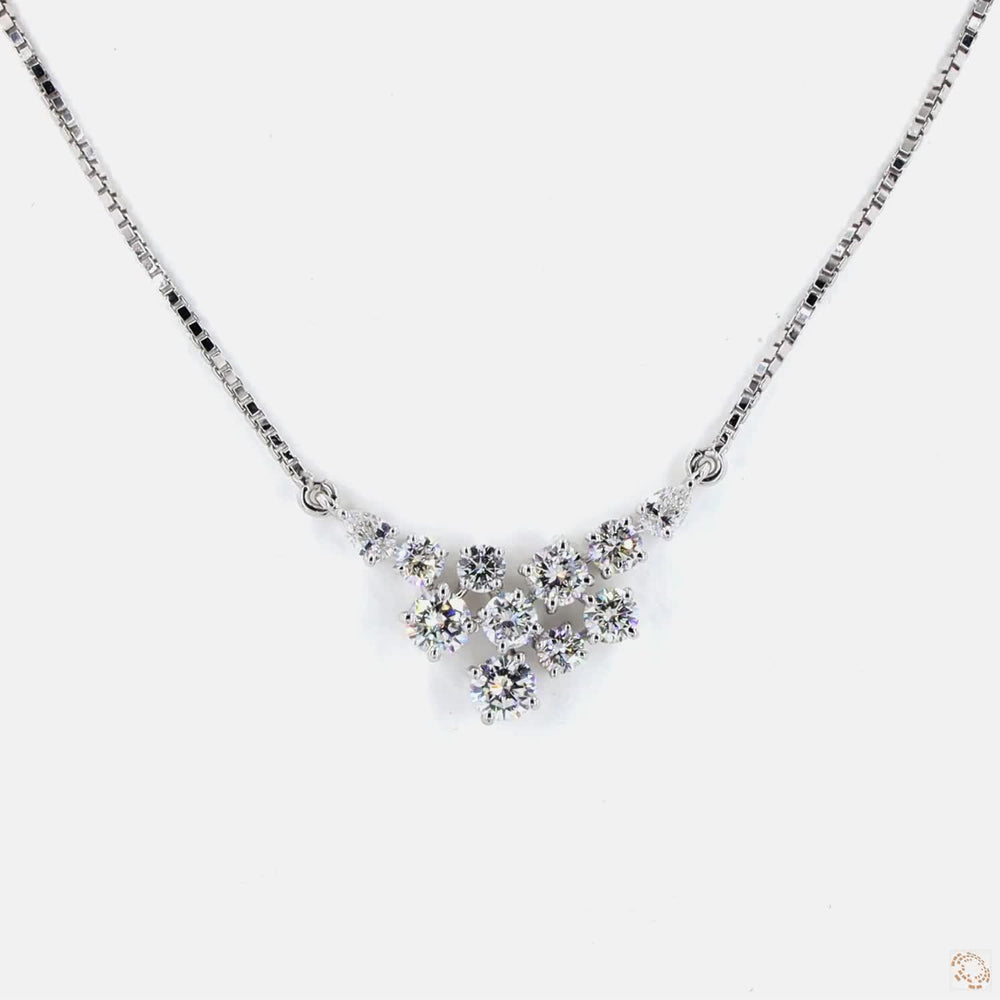 Diamora Pendant